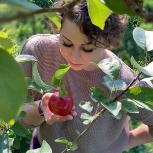 Meet your Posher, Layla